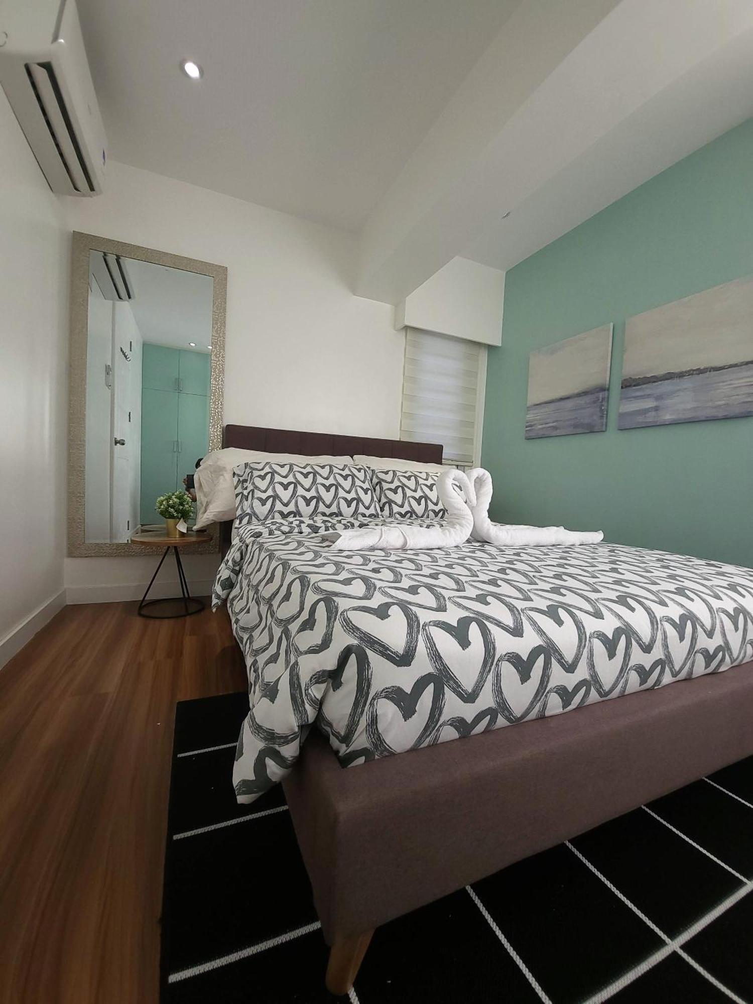 Muggle Stay Guest House - Bonifacio Global City Taguig Manila Exterior photo